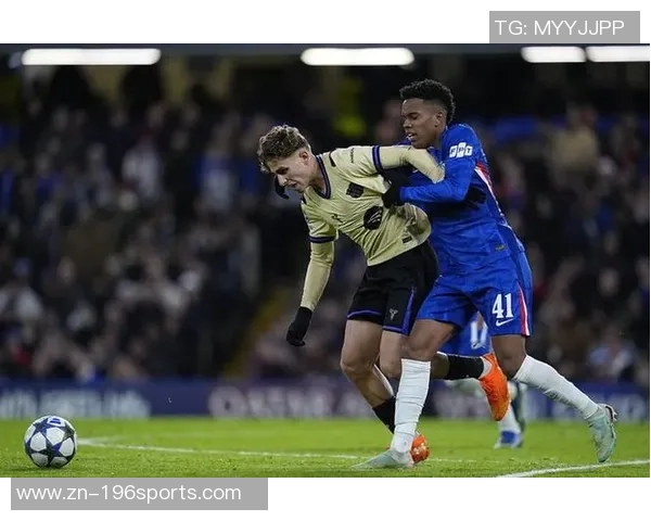 巴萨太子带伤出战的背后：责任与风险的双重考验